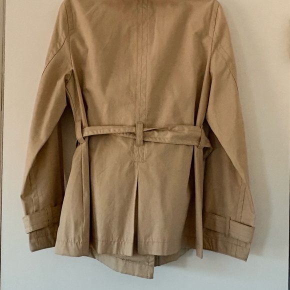 St John’s Bay Women’s Tan Medium Double Breasted All Weather Jacket With Belt - Picture 8 of 9